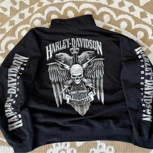 Men's black Harley Davidson sweatshirt, size XL, with a quarter-zip closure.